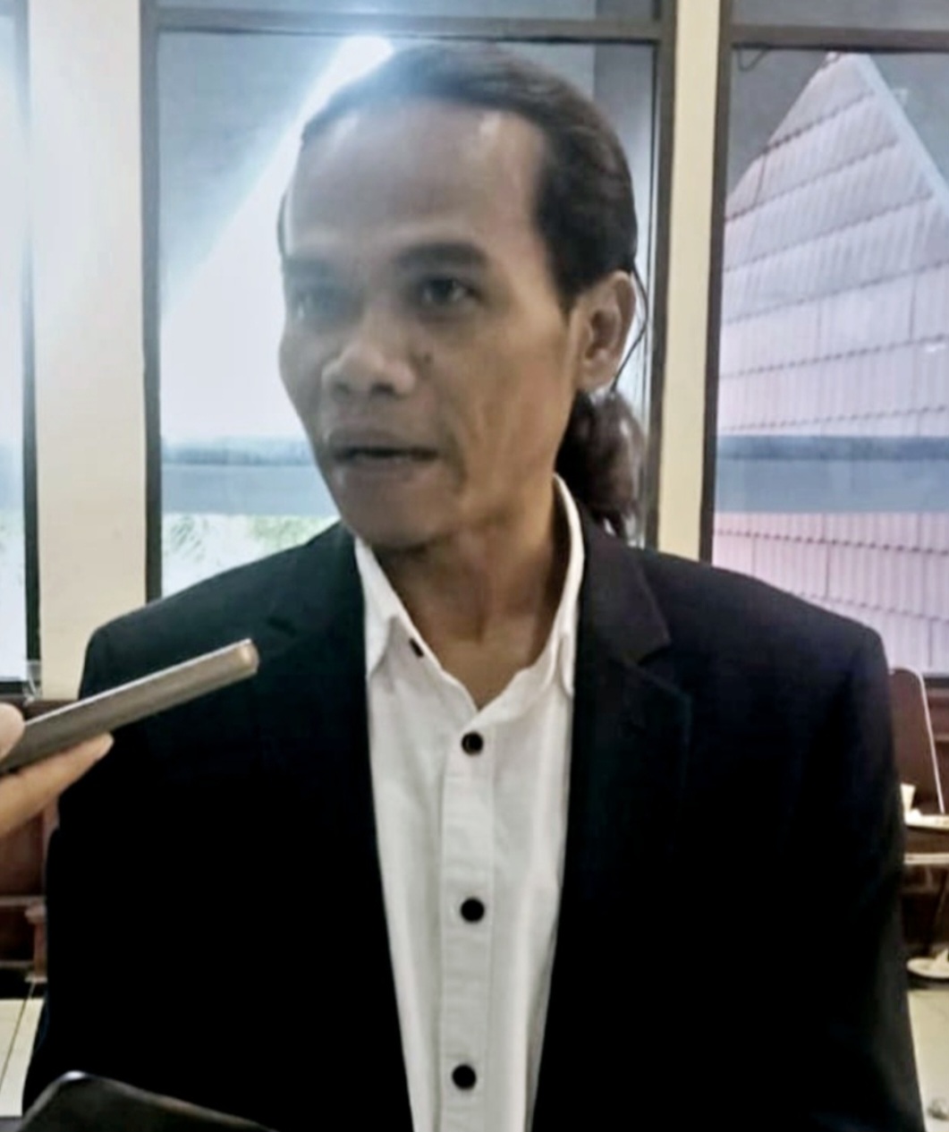 Sekretaris Fraksi PPR DPRD NTB M.Nashib Ikroman mengaku belum mengetahui pergantian ketua fraksi PPR dari Raden Nuna Abriadi ke Made Slamet.