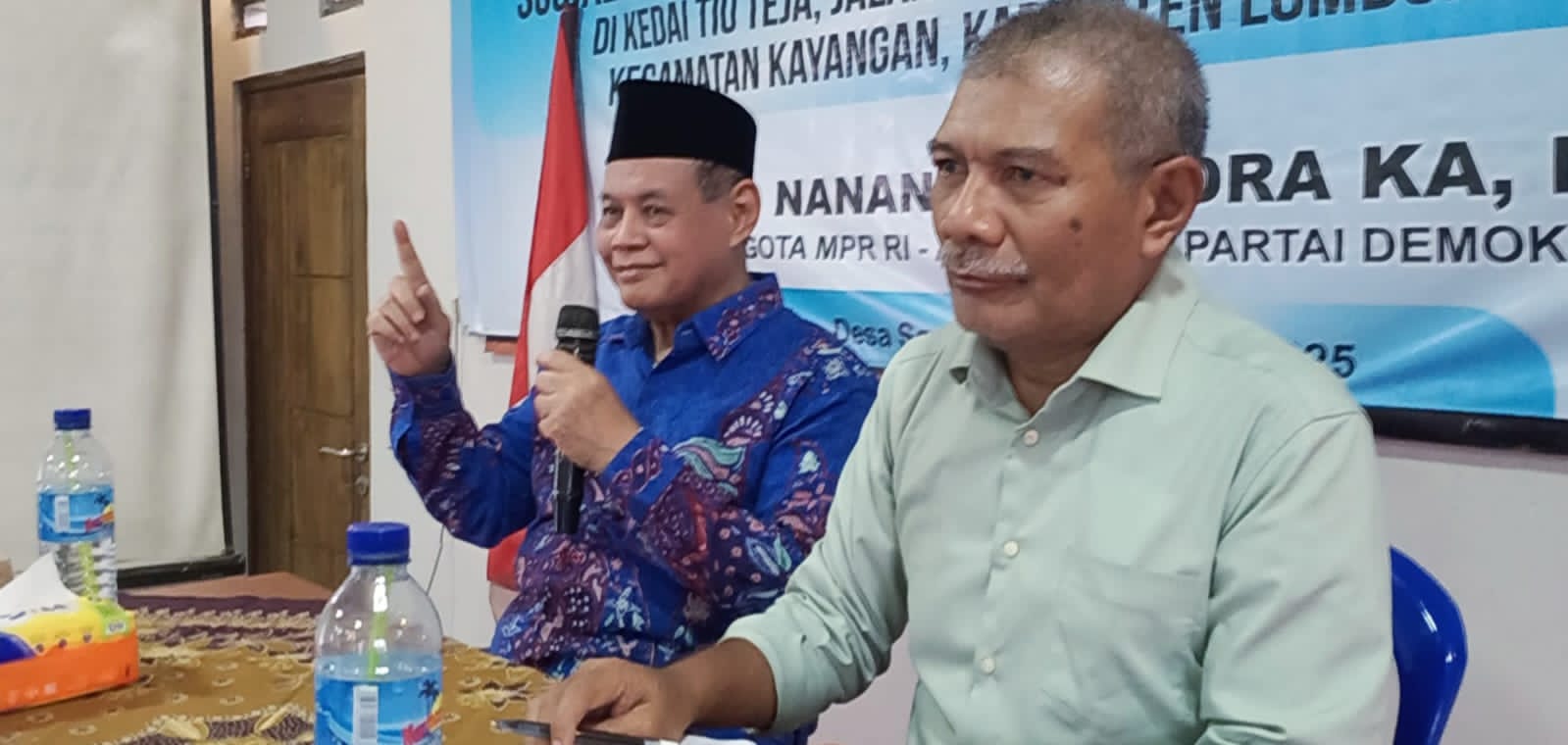 Anggota MPR RI Dr H Nanang Samodra (kiri) melakukan sosialisasi 4 Pilar MPR RI tahap V Rabu, 30 Juli 2025.