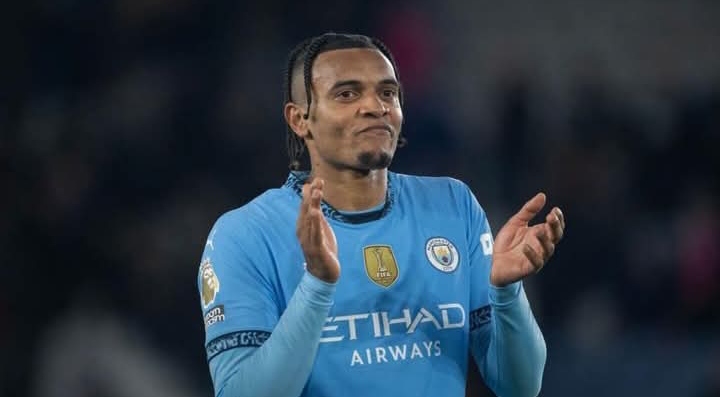 Manuel Akanji dari Manchester City, yang didekati AC Milan.