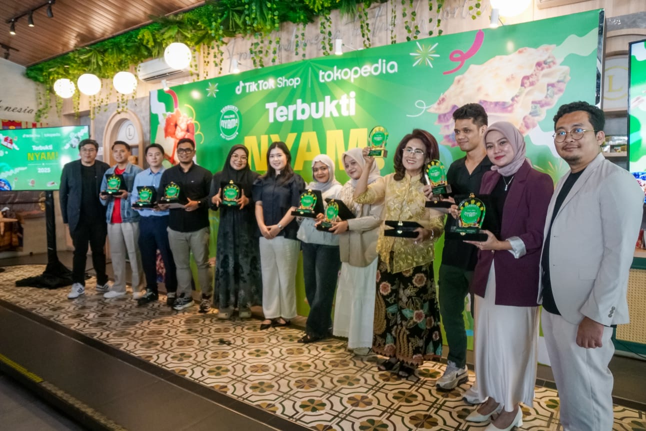 Tokopedia dan TikTok Shop mencatat peningkatan signifikan pada semester I 2025, termasuk jumlah pesanan kategori Groceries.