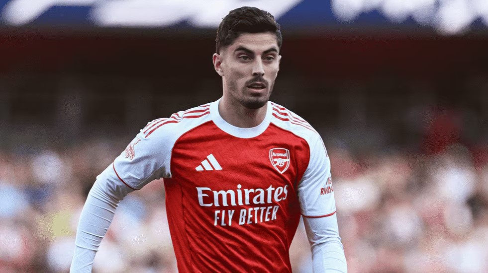 Arsenal kini tengah menghadapi badai cedera yang cukup serius. Terbaru, penyerang andalan mereka, Kai Havertz juga harus absen karena cedera.
