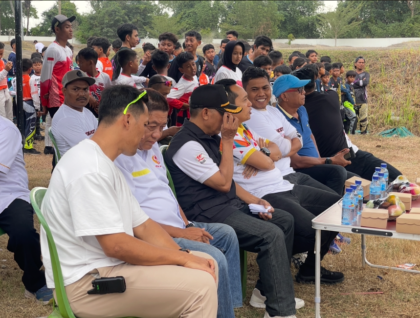 Para tokoh olah raga nasional, NTB, dan Kota Mataram yang hadir sekaligus mendukung Kejurkot BMX 2025 Mataram.