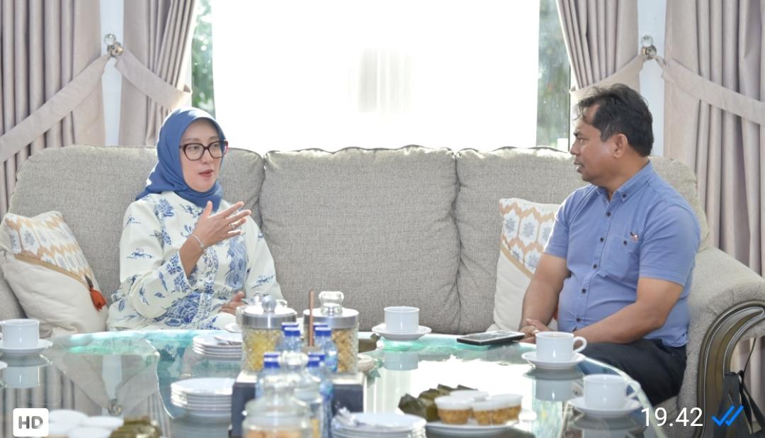 MIF juga telah melaporkan kepada Ketua Dekranasda NTB jika MIF diundur hingga Desember 2025 atau 2026 karena situasi dan kondisi keamanan yang tidak stabil.