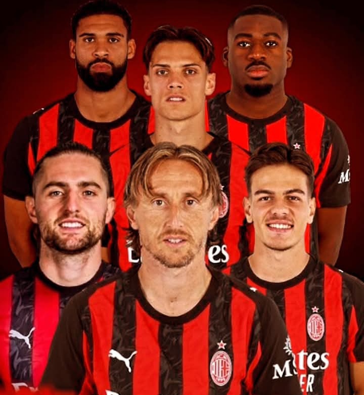 Deretan gelandang AC Milan yang semakin berjejak dengan kedatangan Adrien Rabiot.