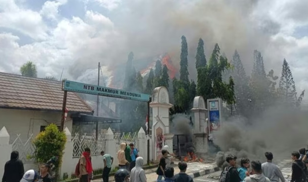 6 terduga pelaku pengrusakan Mapolda NTB