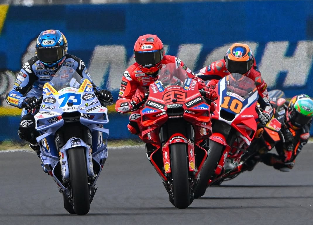 Marc Marquez incar kemenangan di MotoGP Catalunya 2025. Jika unggul 10 poin dari Alex, The Ant bisa kunci gelar di Misano.
