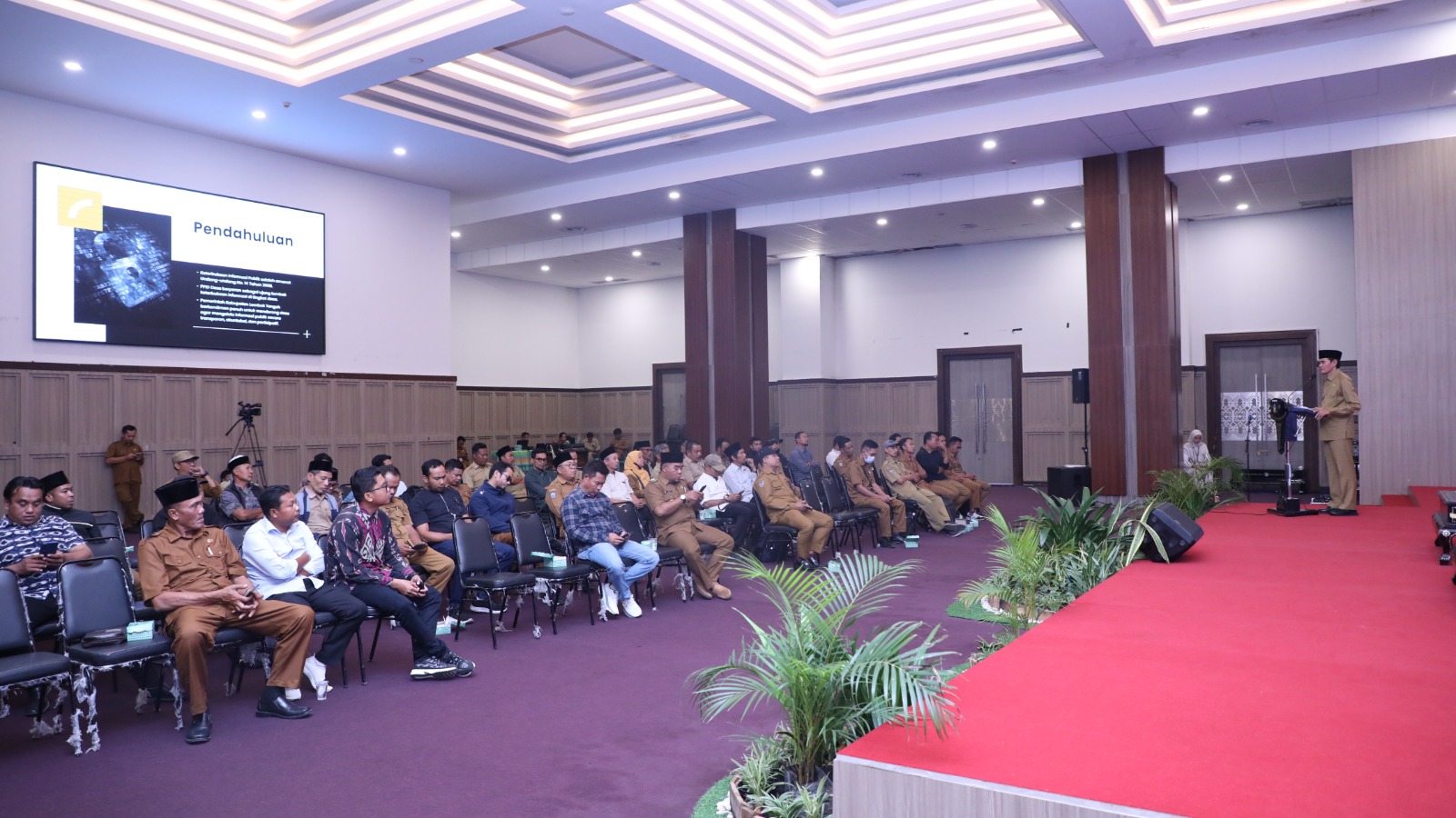 Wakil Bupati Lombok Tengah M Nursiah tegaskan desa wajib miliki  PPID