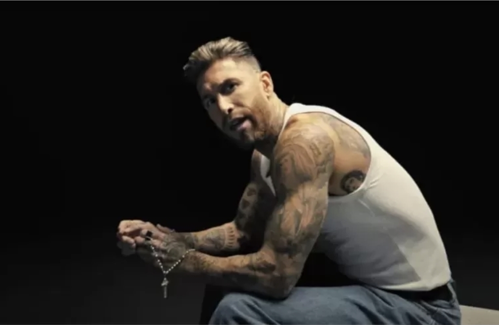 Lagu Cibeles milik Sergio Ramos bukan sekadar eksperimen musik, melainkan sindiran emosional kepada Florentino Perez dan Real Madrid. (istimewa)