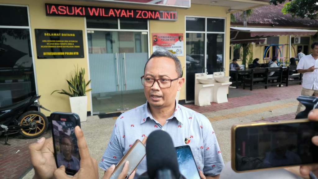 Kasubdit I Ditreskrimum Polda NTB&nbsp;AKBP Hurri Nugroho jelaskan&nbsp;Polda NTB baru mengamankan enam orang pendemo yang diduga merusak Mako Polda NTB saat aksi demonstrasi, Sabtu (30/8) lalu.