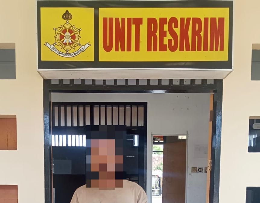 DITANGKAP: Pembobol toko berinisial H diamankan ke Mapolsek Sandubaya, Sabtu (6/9).&nbsp;