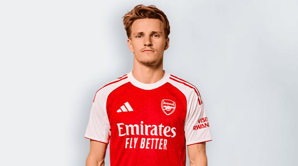 Kapten Arsenal Martin Odegaard tepis isu konflik antara Arsenal dan timnas Norwegia.
