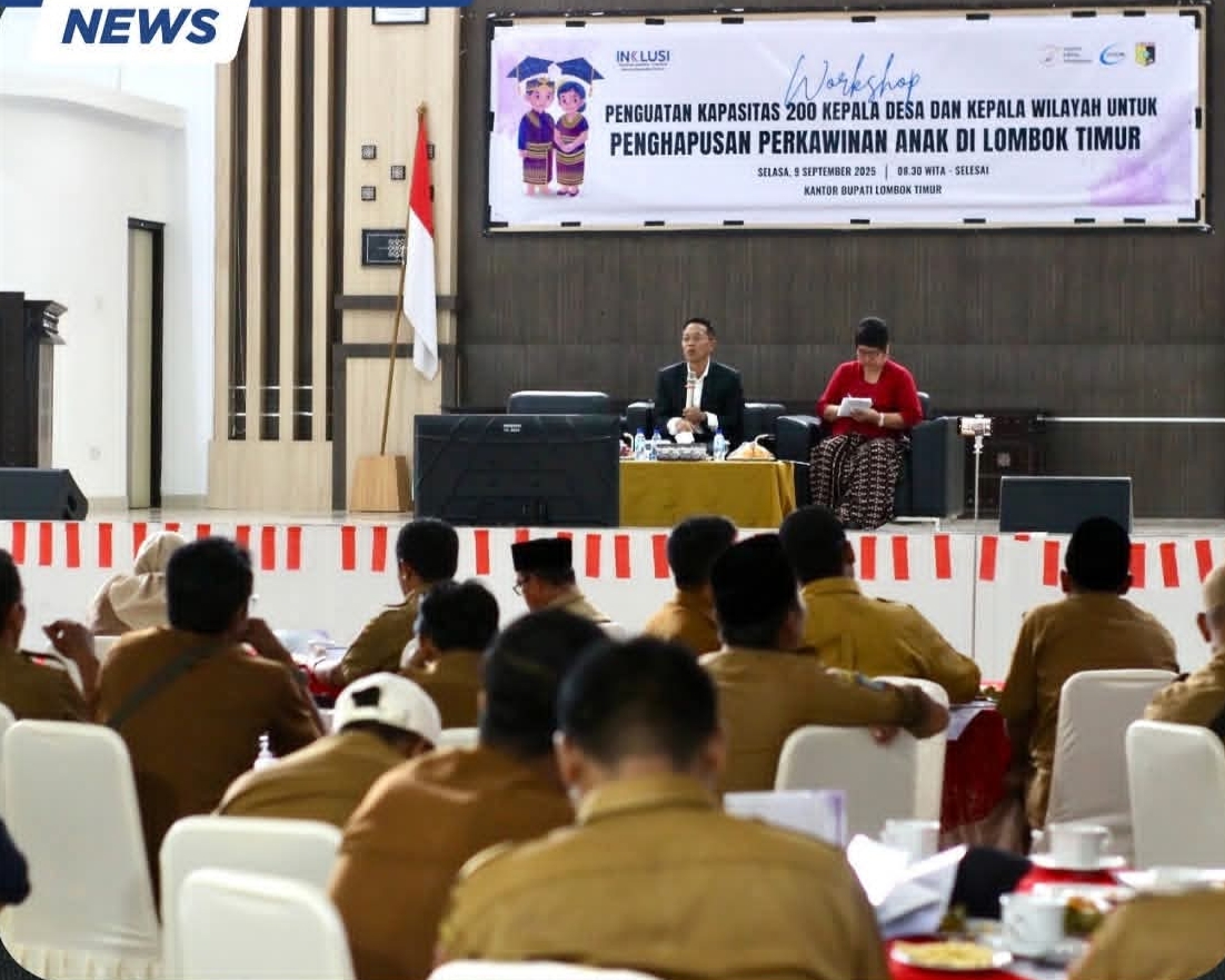 Ratusan Kepala Desa (Kades) dan Kepala Wilayah (Kawil) di Lombok Timur saat mengikuti acara penguatan kapasitas penghapusan perkawinan anak di Lombok Timur (Lotim), Selasa (9/9).