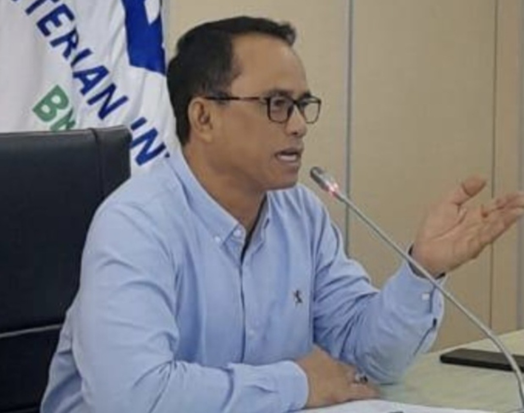 Sekretaris Komisi III  Hasbullah Muis Konco meminta gubernur memberikan sanksi ke OPD yang serapan anggaran rendah.