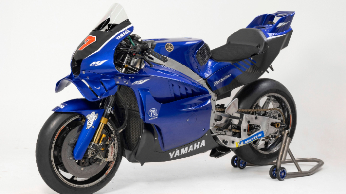 Yamaha resmi luncurkan YZR-M1 bermesin V4 di MotoGP Misano 2025. Era baru dimulai, motor prototipe siap uji tempur di lintasan.