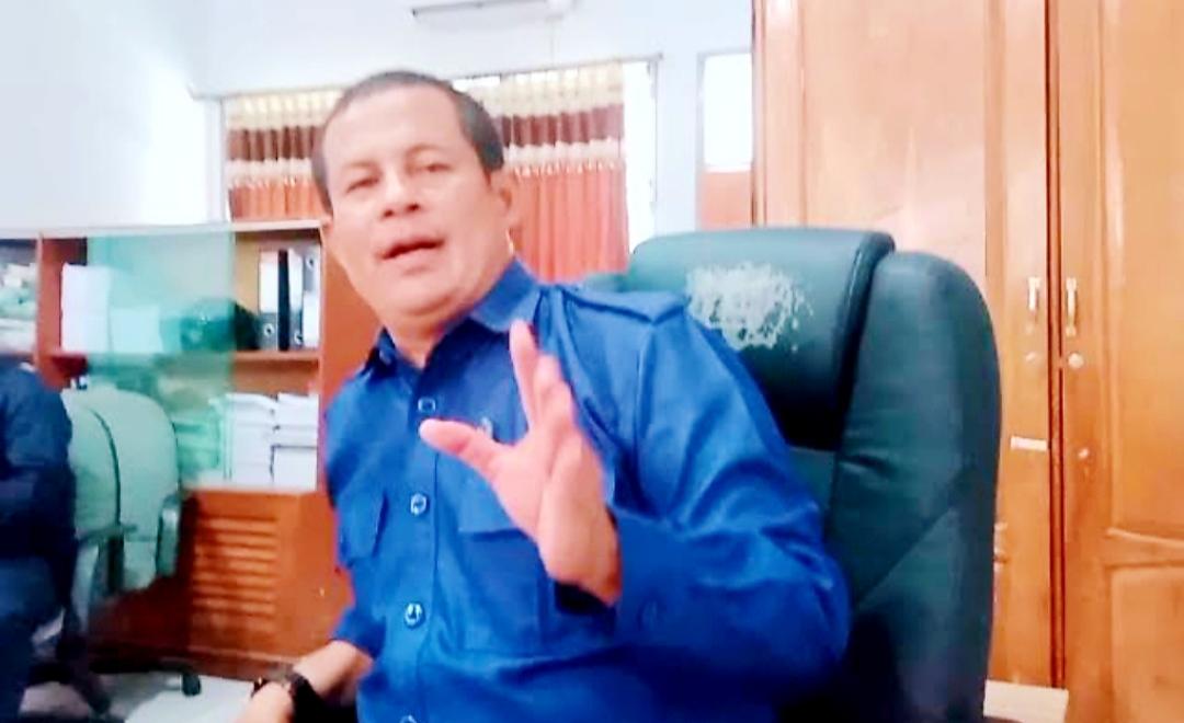 Ketua Fraksi PAN DPRD Bima Rafidin S,Sos tegaskan bahwa komitmen Bupati Bima yang akan memperjuangkan nasib para honorer Pemkab Bima agar bisa lulus PPPK Paruh Waktu tanpa embel imbalan apapun.