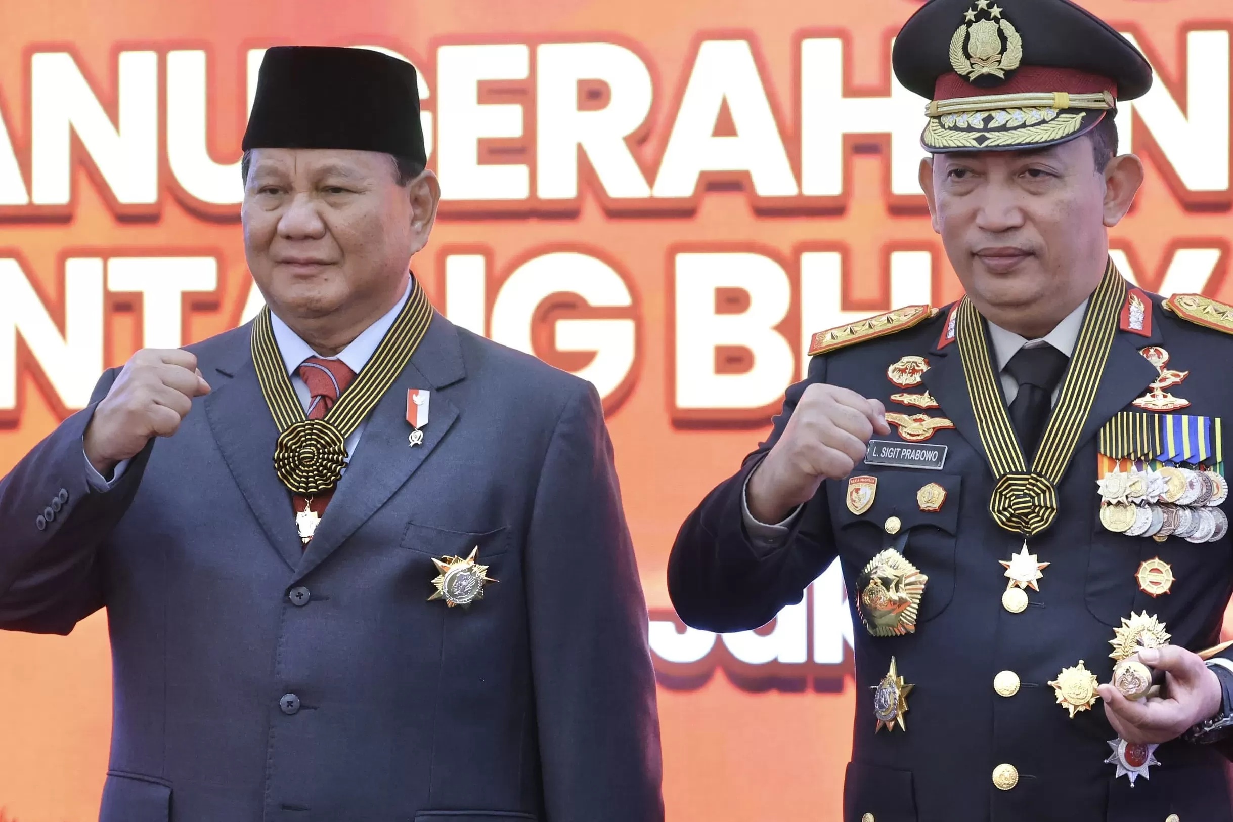 Presiden Prabowo Subianto bersama Kapolri Jenderal Sigit Listyo Wibowo.