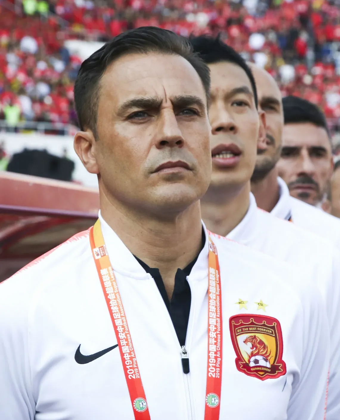 Fabio Cannavaro lamar posisi pelatih timnas China. Eks bintang Real Madrid itu punya pengalaman kuat di Liga Super China dan timnas.