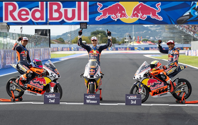 Brian Uriarte juara Rookies Cup 2025. Veda Pratama runner-up, Daniel Danish di tempat ketiga. Kiandra Ramadhipa tuntas posisi 8.