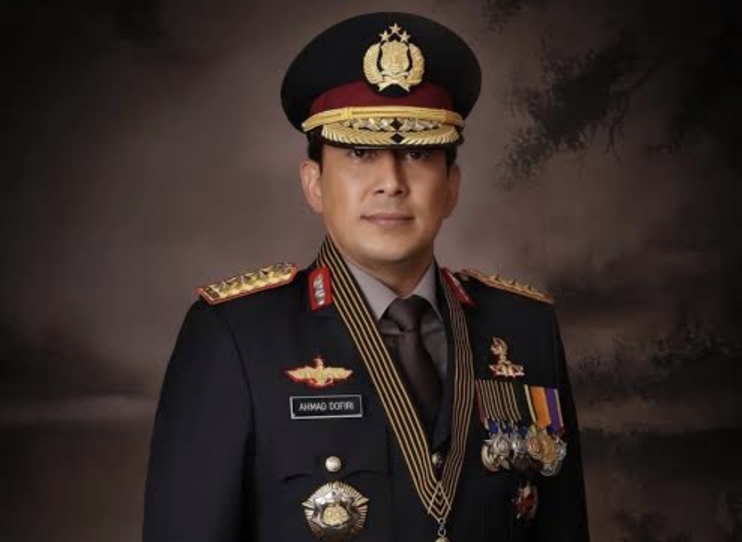 Nama Ahmad Dofiri sendiri bukan asing di lingkaran Polri maupun pemerintahan. Kariernya cukup panjang: pernah menjabat Kapolda DIY, Kapolda Jabar, hingga Wakapolri sebelum akhirnya pensiun. (istimewa)