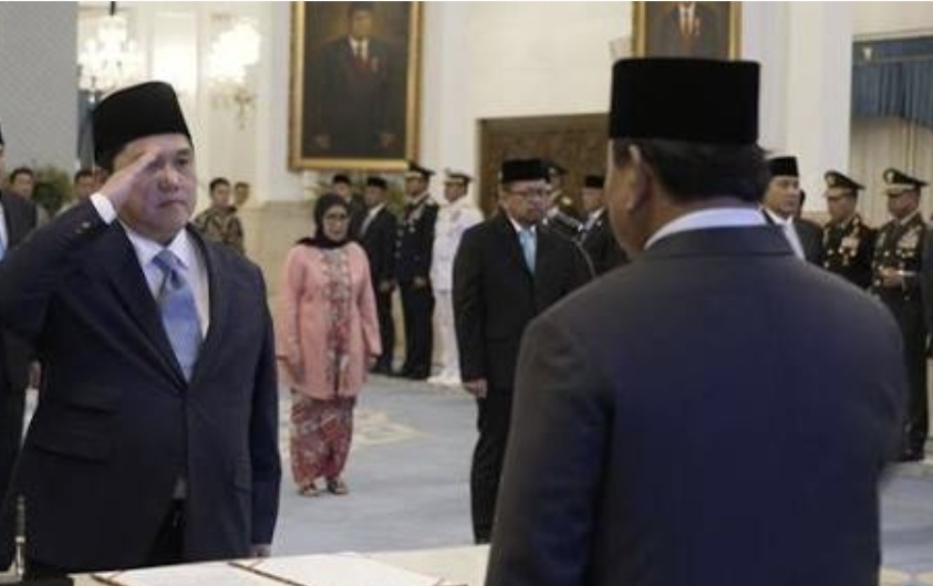 Erick Thohir menggantikan Dito Ariotedjo sebagai menpora, yang dicopot lebih dulu pada reshuffle kabinet pekan lalu. (istimewa)