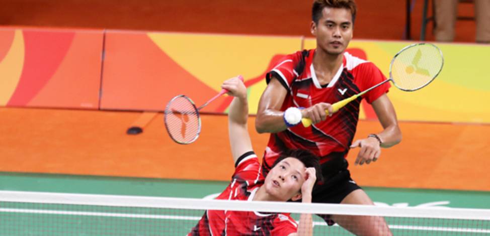 Pasangan Tantowi Ahmad  - Liliana Natsir