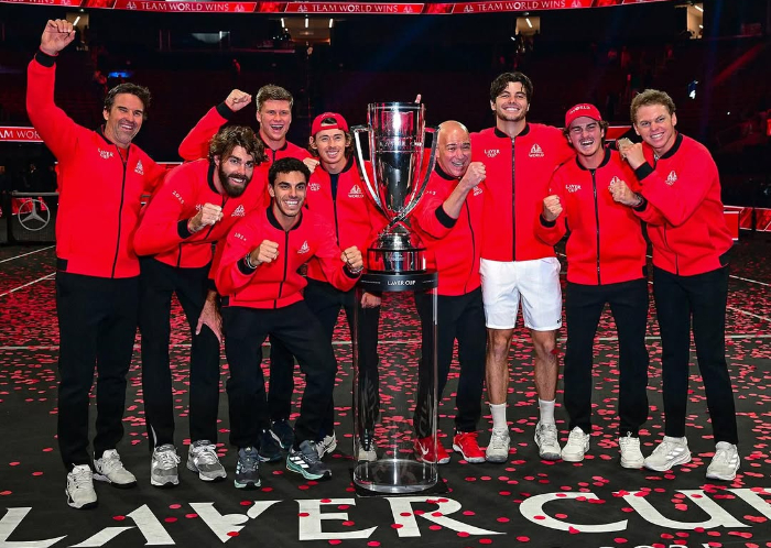 Taylor Fritz kalahkan Alexander Zverev dan pastikan Tim Dunia juara Laver Cup 2025. Andre Agassi sukses persembahkan gelar perdana sebagai kapten.