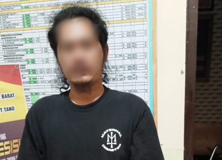 Oknum anggota Polres Bima Alif ditangkap BNN NTB karena diduga terlibat jaringan peredaran sabu, belum lama ini.