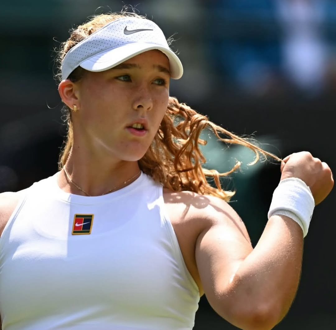 Mirra Andreeva akui lebih bijak hadapi tekanan di usia 18 tahun. Fokus tampil lepas demi lolos ke WTA Finals 2025 di Riyadh.