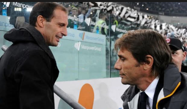 Pelatih AC Milan Massimiliano Allegri dan pelatih Napoli Antonio Conte.