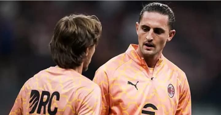 Luka Modric dan Adrien Rabiot, dia andalan AC Milan di lini tengah.