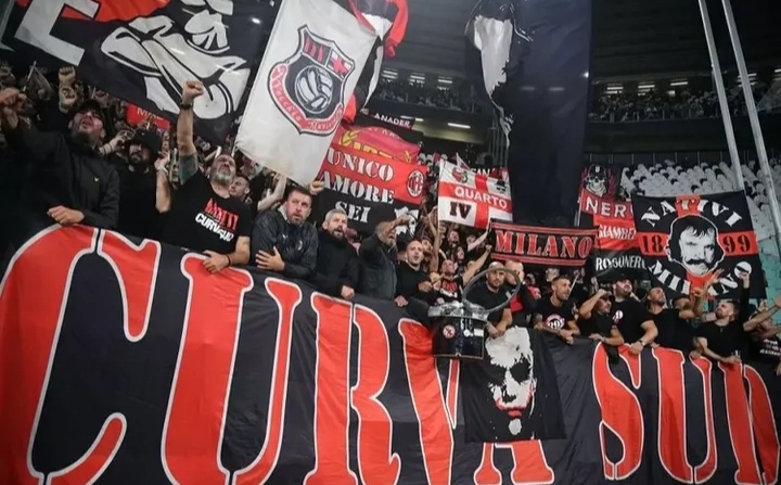 Gemuruh Curva Sud dipastikan kembali nyaring terdengar saat AC Milan berdua Napoli di San Siro.