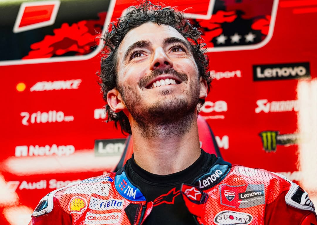 Francesco Bagnaia bangkit di MotoGP Jepang 2025! Raih kemenangan Sprint Motegi usai tampil dominan, Marc Marquez makin dekat juara dunia.