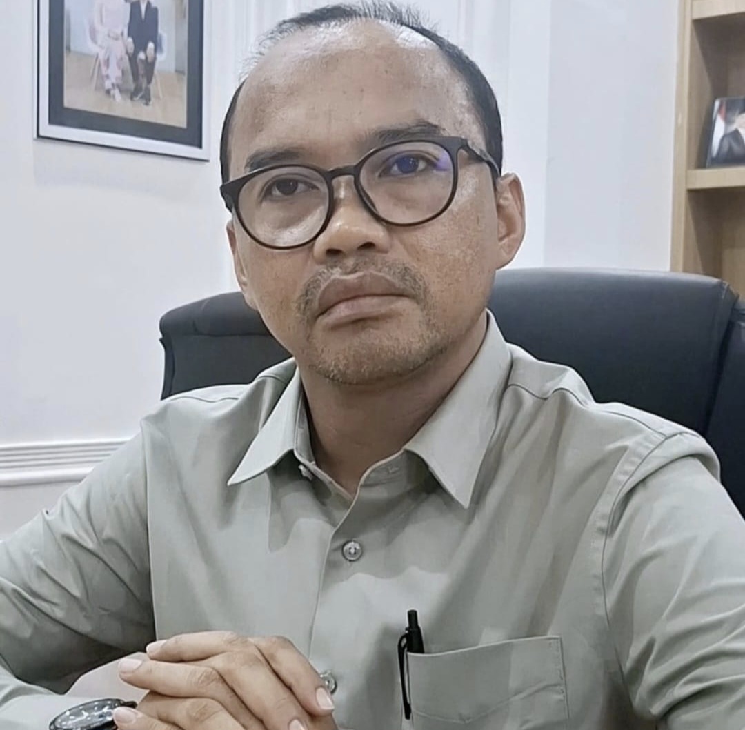 Wakil Ketua DPRD NTB Lalu Wirajaya memberi kesempatan pada pejabat eselon II yang baru dilantik gubernur untuk membuktikan kinerjanya.