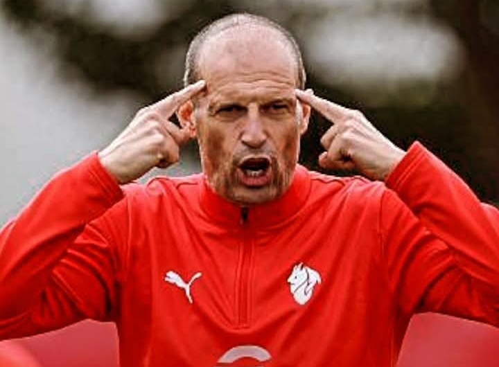 Pelatih AC Milan Massimiliano Allegri. 