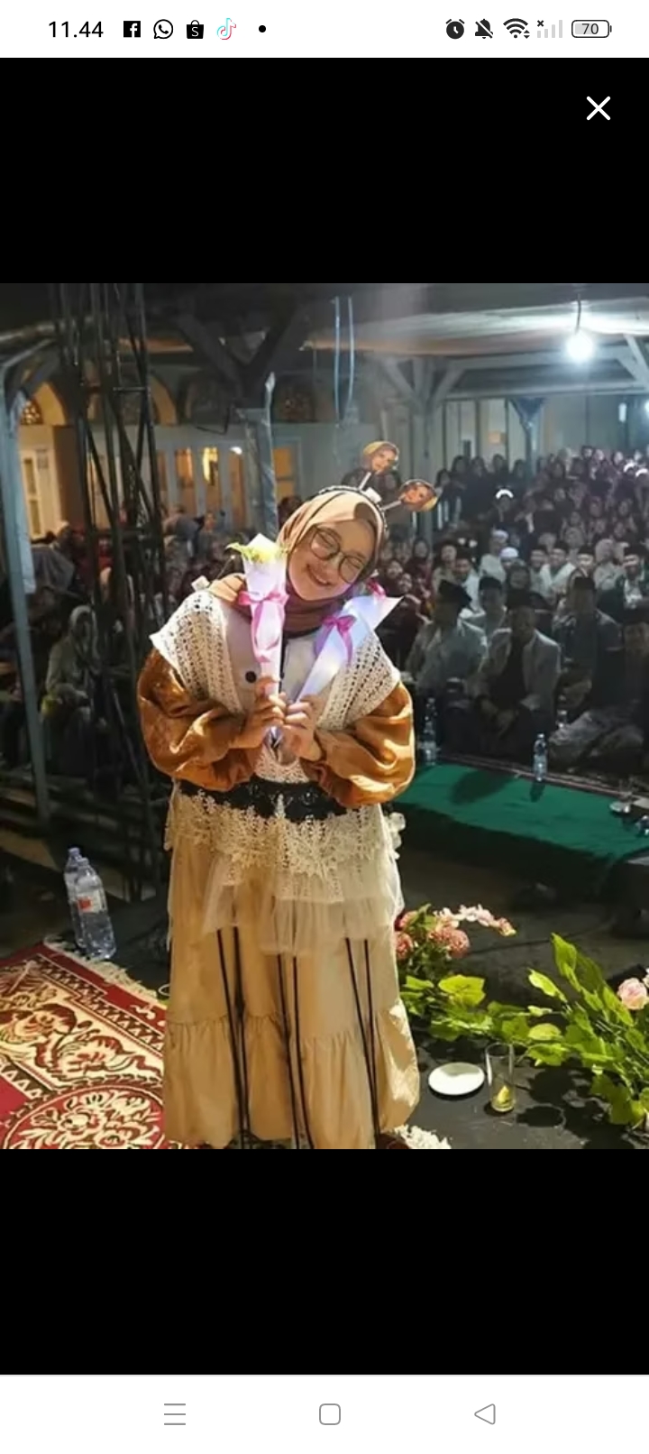 Dugaan kehamilan Nissa Sabyan menguat karena dalam video itu memperlihatkan tubuhnya yang tampak lebih berisi.