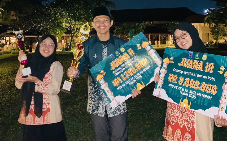 Siswa MAN 1 Mataram  Lalu Muhammad Syafiq meraih juara 2 cabang Hifzil Quran 10 juz putra serta Baiq Fadhila dan Auliya Karina meraih juara 3 Cabang Syarhil Qur