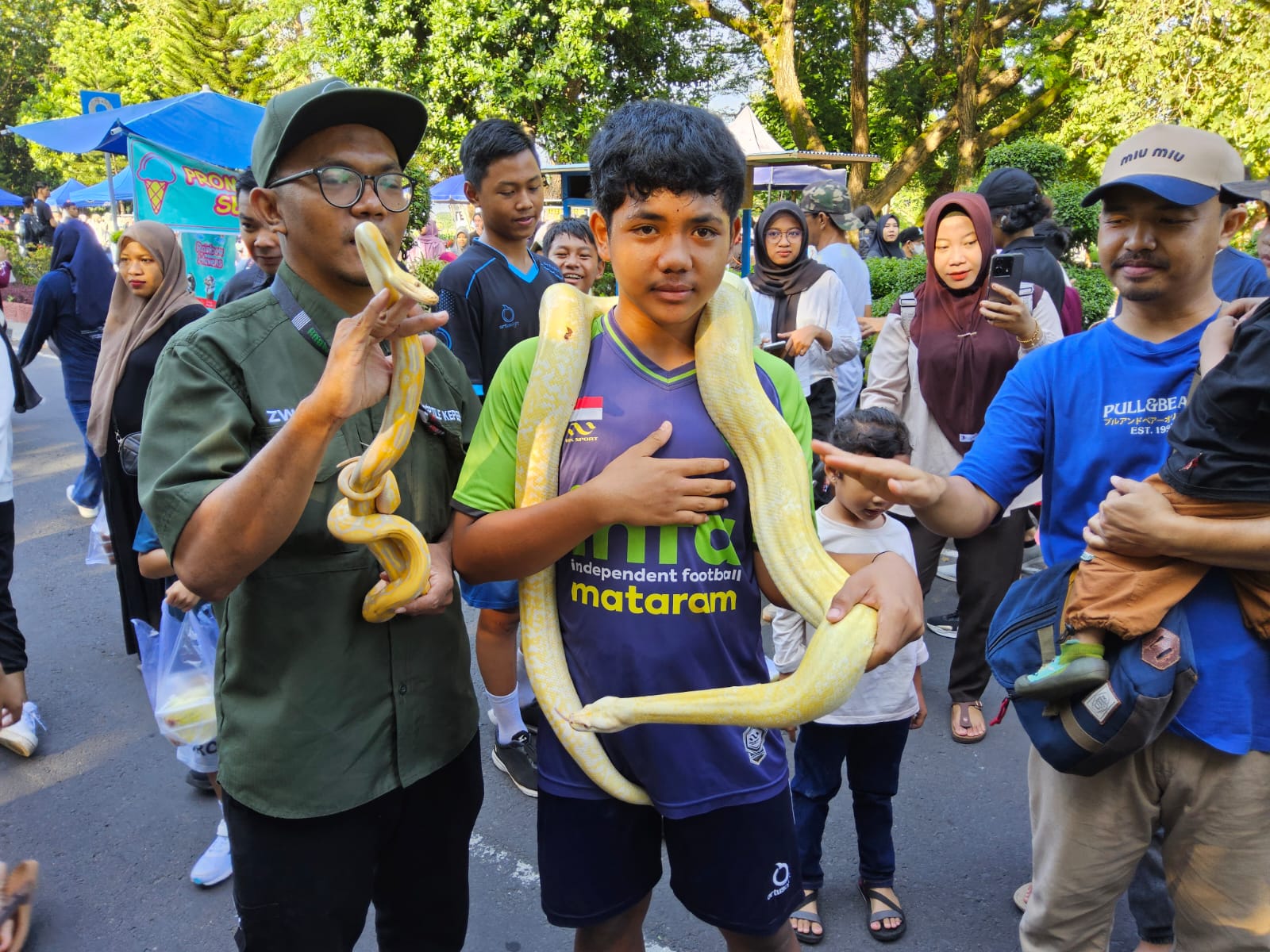 Serunya cara komunitas lombok reptile edukasi masyarakat soal reptil di cfd udayana.