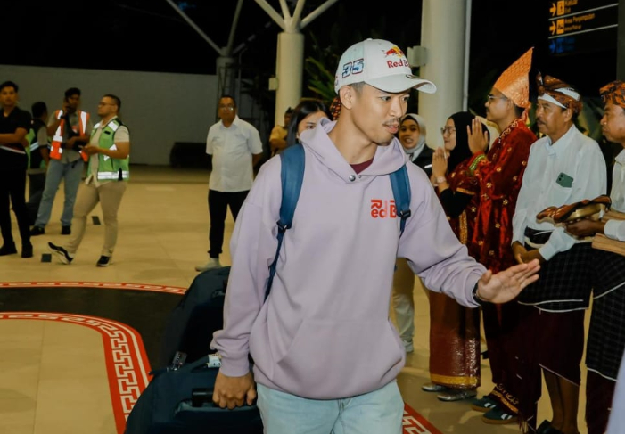 IDEMITSU Honda LCR resmi berpisah dengan Somkiat Chantra usai MotoGP 2025. Pembalap No 35 itu akan lanjut ke WorldSBK 2026 bersama Honda HRC Team.