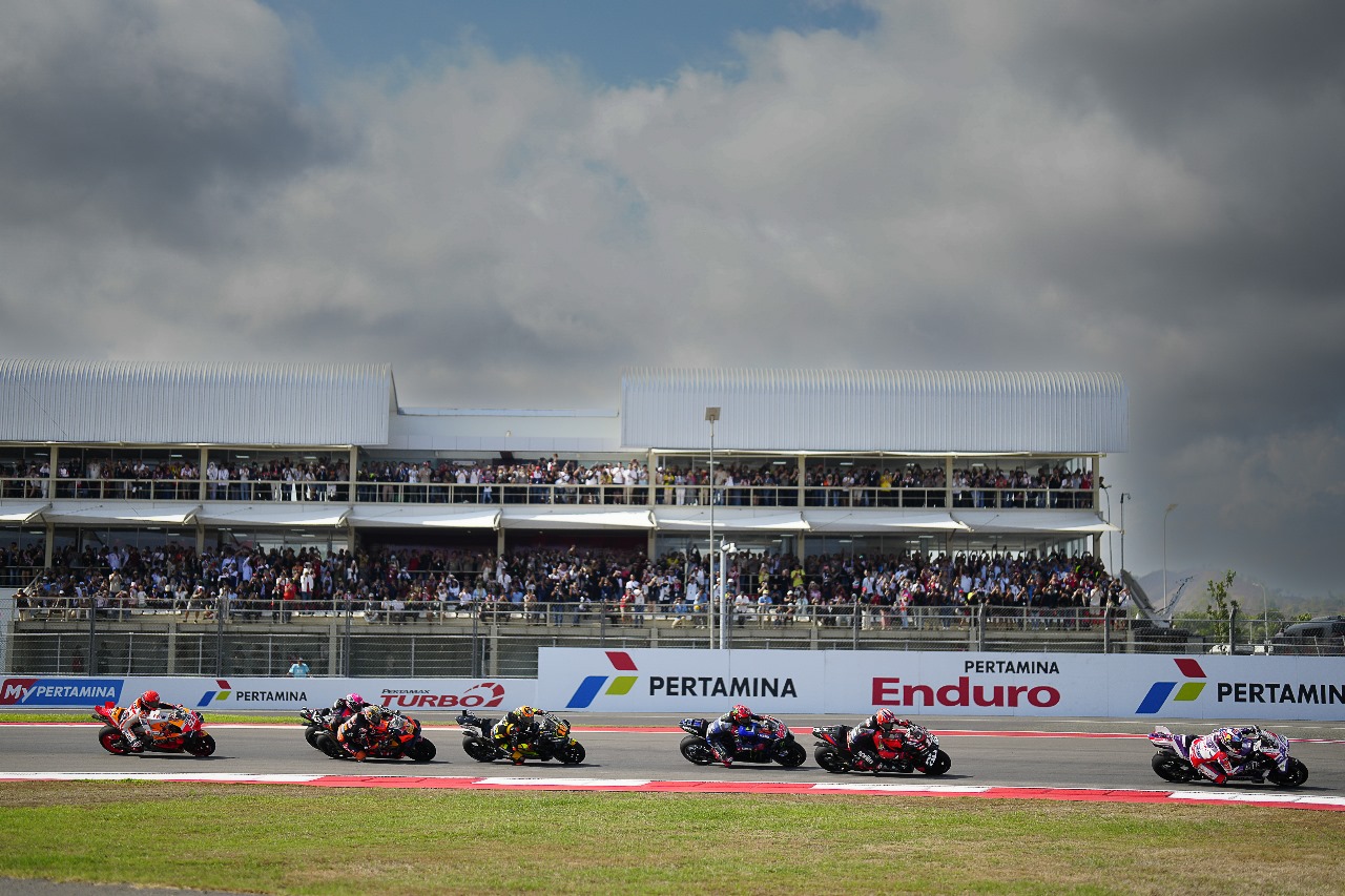 Sejumlah pembalap MotoGP akan mengikuti Riders Spirit Parade di Kota Mataram, Rabu (1/10).