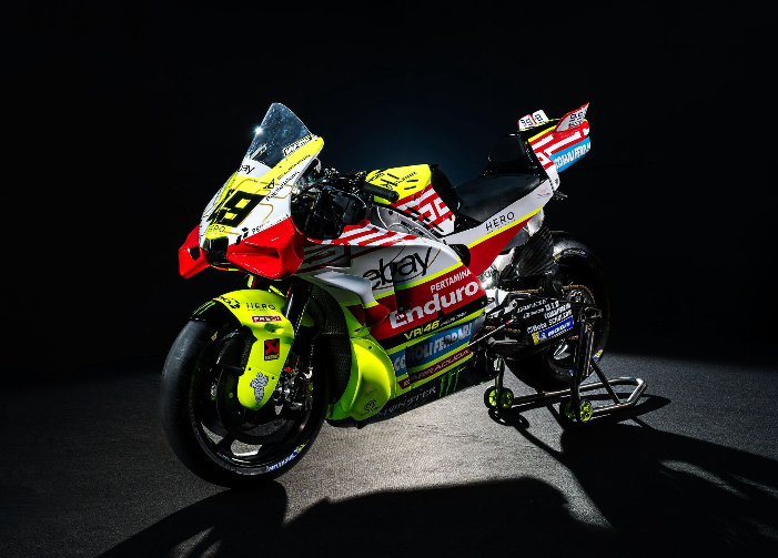 Pertamina Enduro VR46 luncurkan livery spesial merah-putih untuk MotoGP Mandalika 2025. Diggia&ndash;Morbidelli tampil dengan desain ikonik Indonesia.