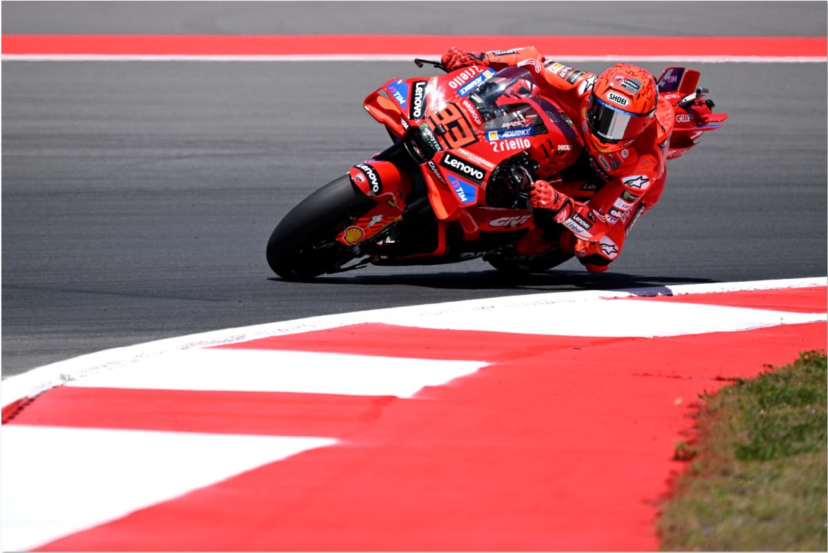 BELUM OPTIMAL: Marc Marquez saat mengikuti sesi latihan di Sirkuit Internasional Pertamina Mandalika, Jumat (3/10).