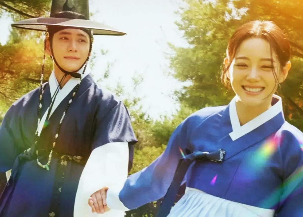 Drama saeguk fantasi terbaru Moon River: sinopsis, jadwal tayang beserta daftar lengkap pemerannya.