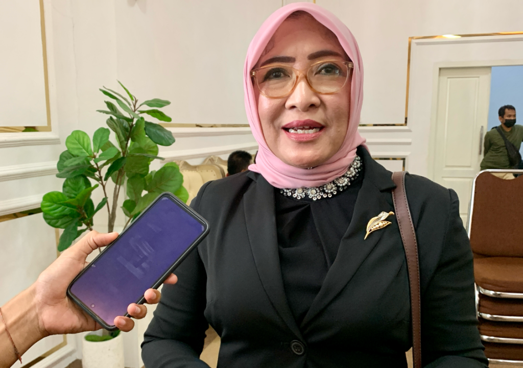 Asisten III Bidang Administrasi Kota Mataram Baiq Nelly Kusumawati