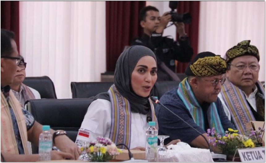 APRESIASI: Wakil Ketua Komisi III DPR RI Sari Yuliati saat memimpin rombongan melakukan kunjungan kerja dan berdialog dengan Kapolda NTB Irjen Pol Hadi Gunawan pada Senin (6/10)