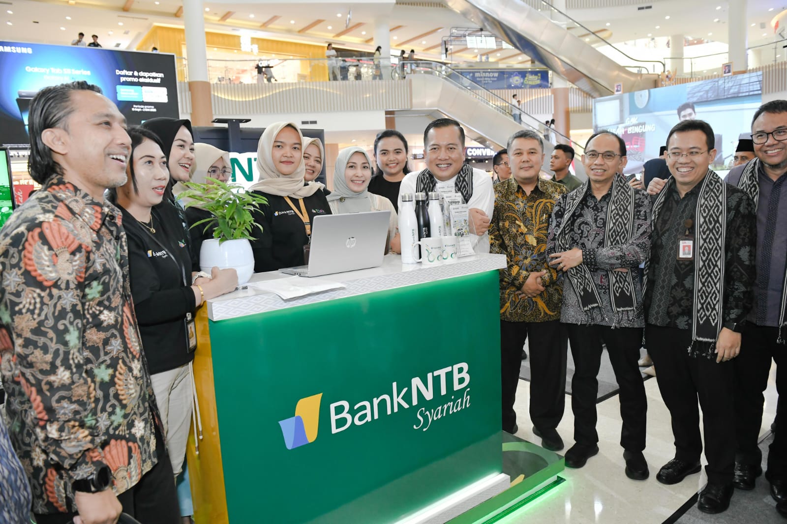 Bank NTB Syariah turut berpartisipasi dalam kegiatan &ldquo;Syafif Goes to Mataram&rdquo; yang berlangsung di Lombok Epicentrum Mall.