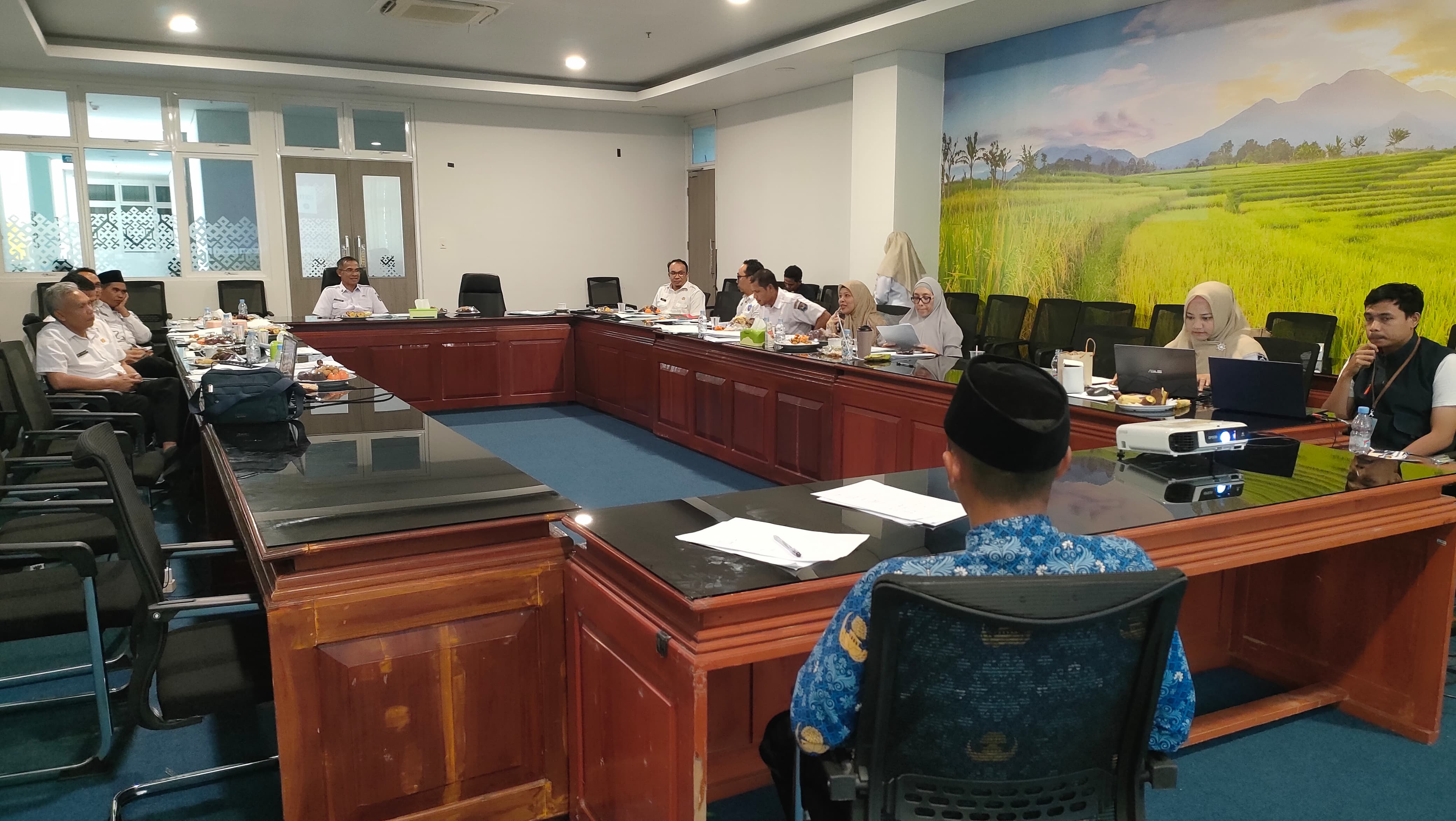 Sebanyak 15 Aparatur Sipil Negara (ASN) terbaik dari berbagai lini OPD kini memasuki babak krusial