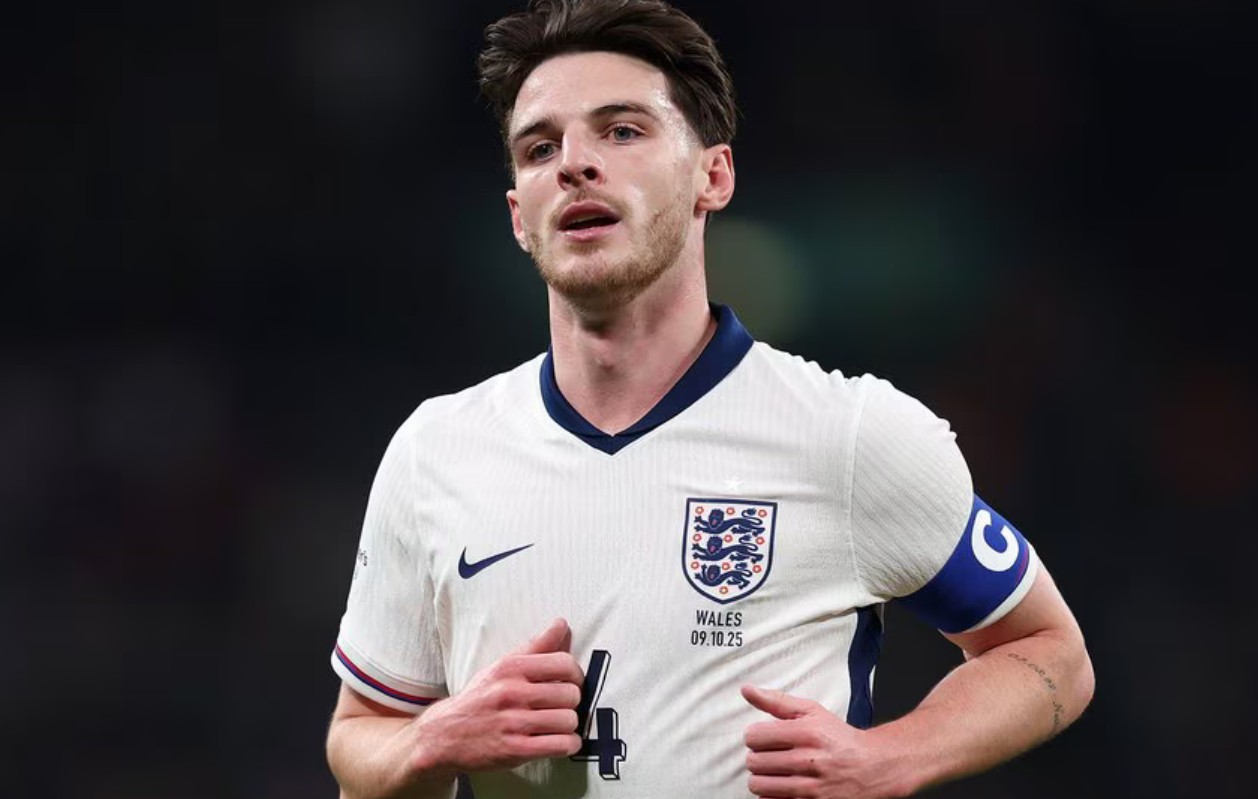 Pemain Arsenal Declan Rice dipercaya memimpin timnas Inggris dalam laga internasional.