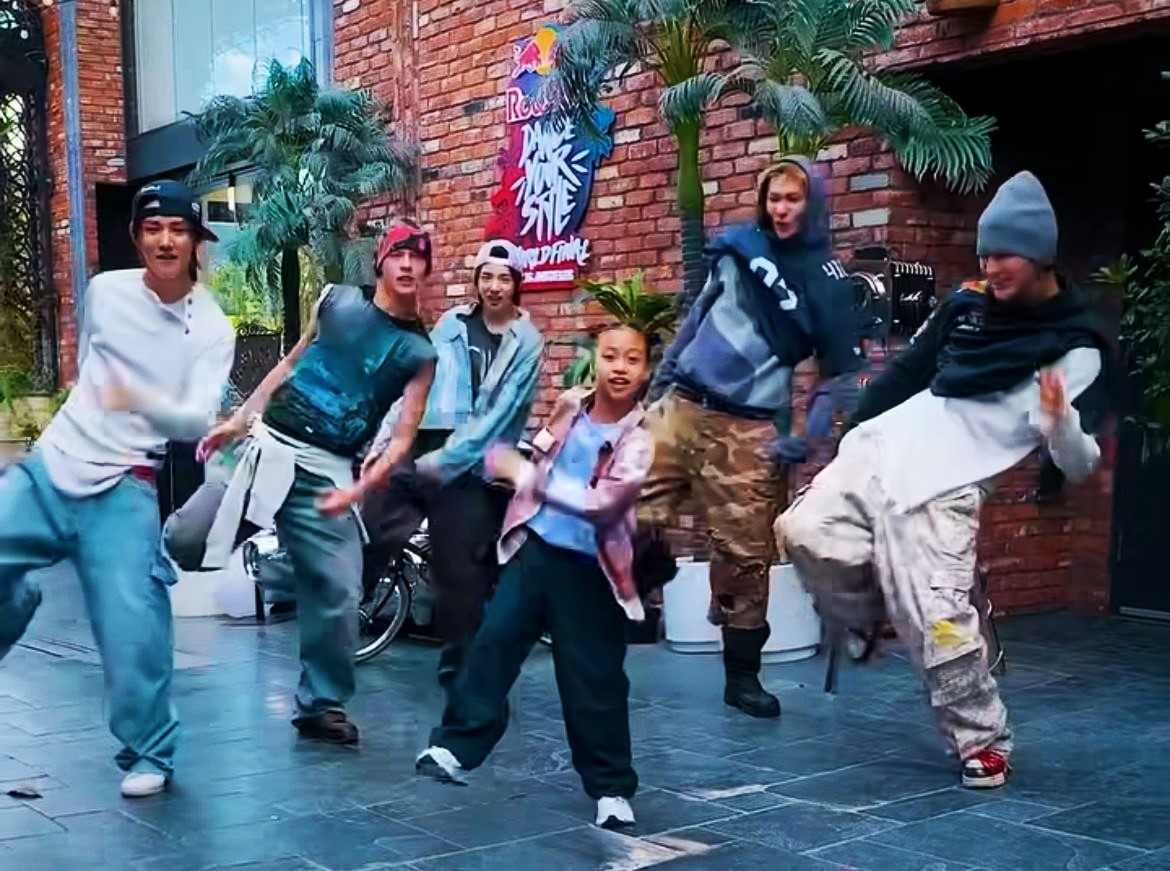 Matamiyu, dancer cilik berbakat asal Indonesia yang tengah melakukan challenge GO bareng grup K-Pop, CORTIS di Los Angeles.