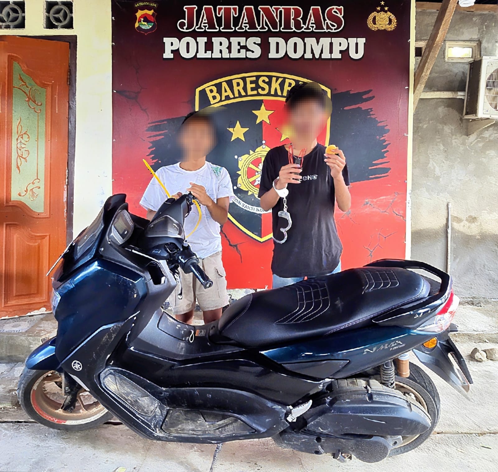 Pelaku A (kiri) ditembak karena berusaha melawan polisi saat ditangkap, akhir pekan lalu.