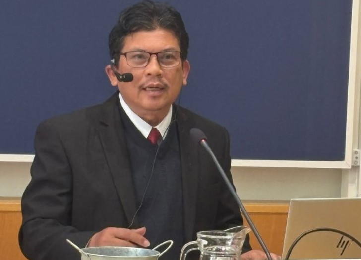 Direktur BPJS Kesehatan Ali Ghufron Mukti mengatakan, pemerintah tengah membahas rencana pemutihan atau penghapusan tunggakan pembayaran peserta BPJS  Kesehatan.